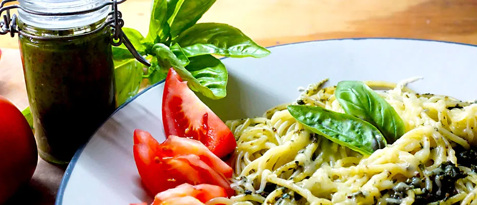 Spaghetti mit Pesto
